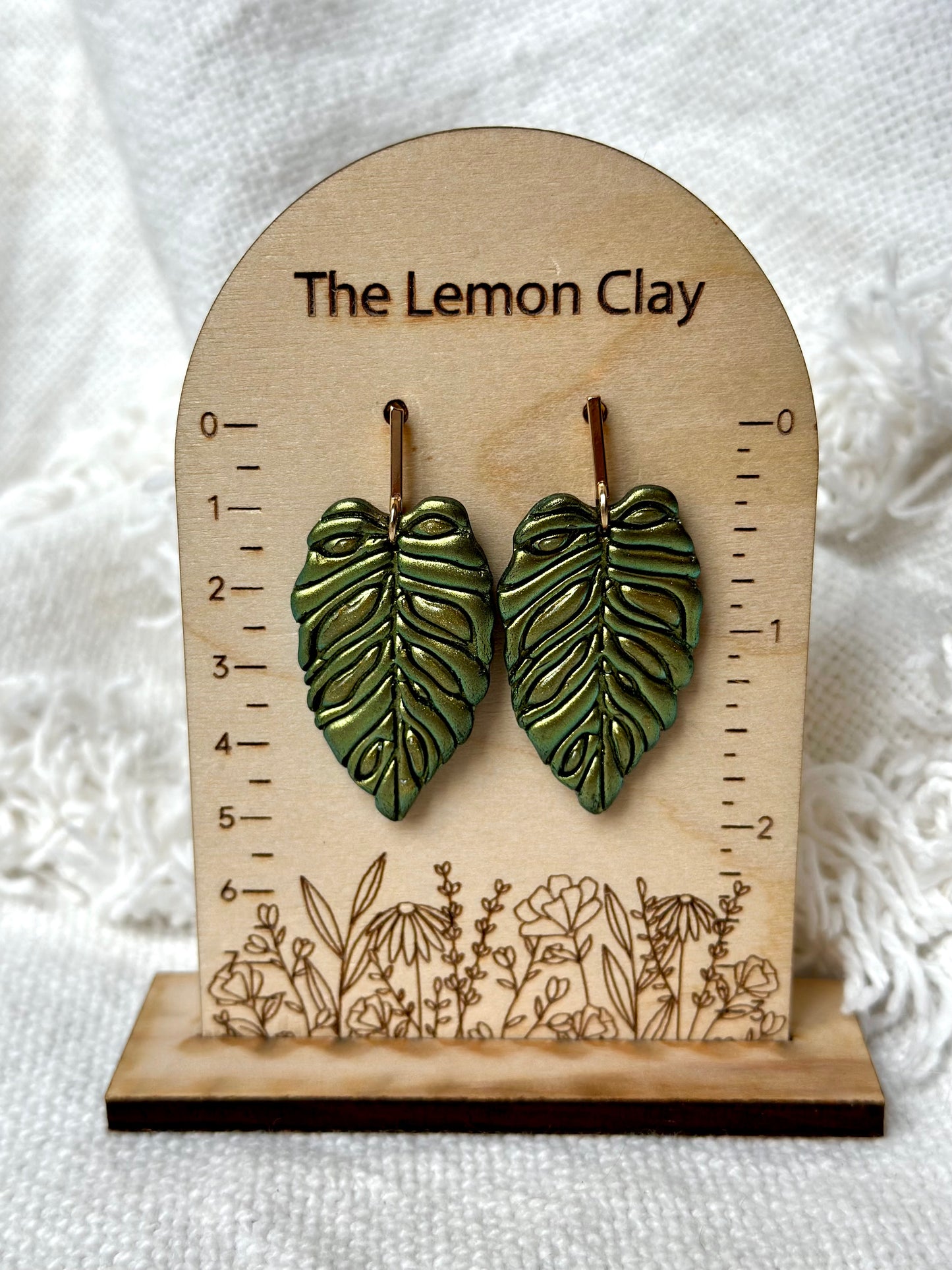 Shimmering Monstera Leaves