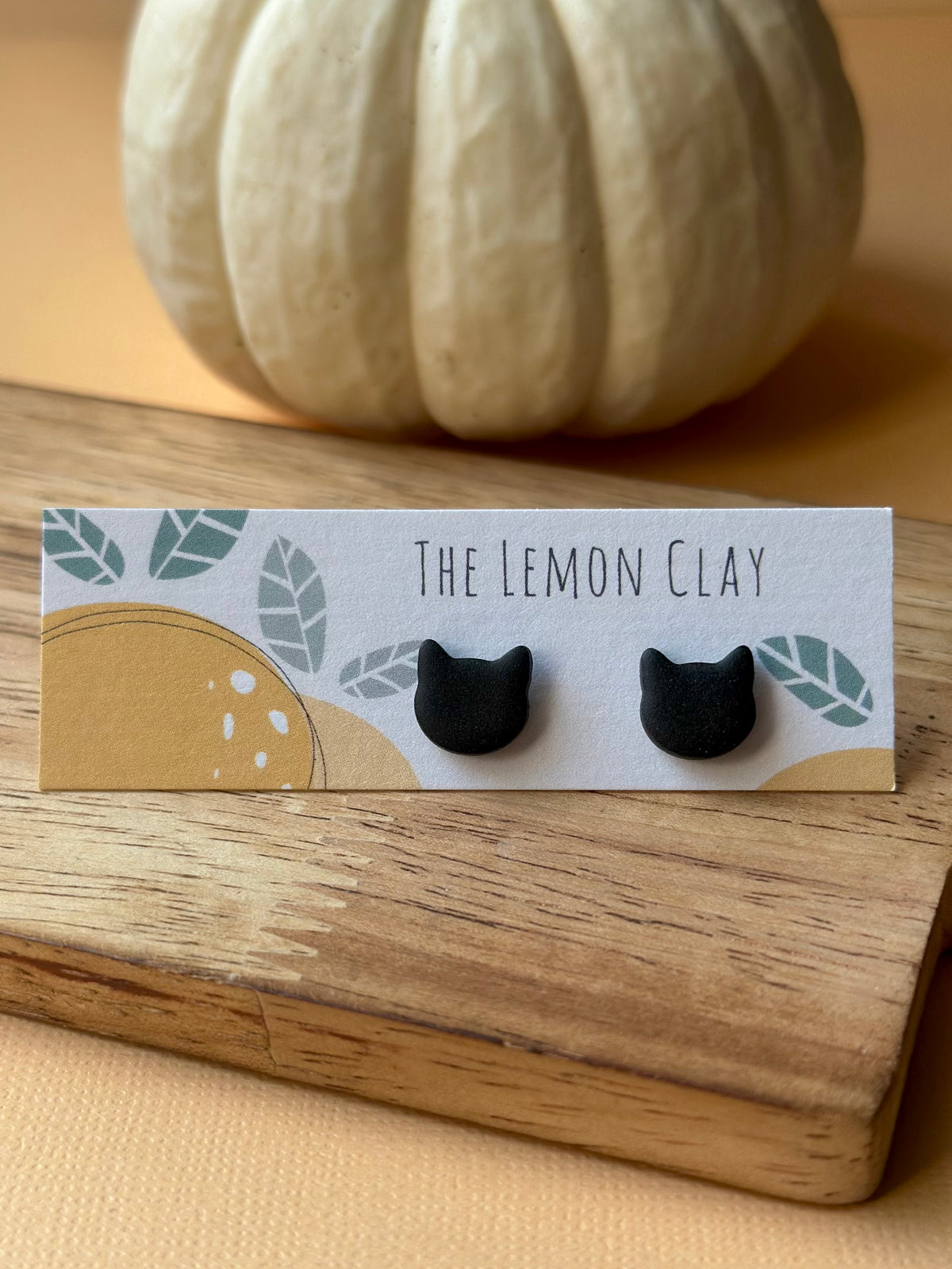 Cat Head Studs