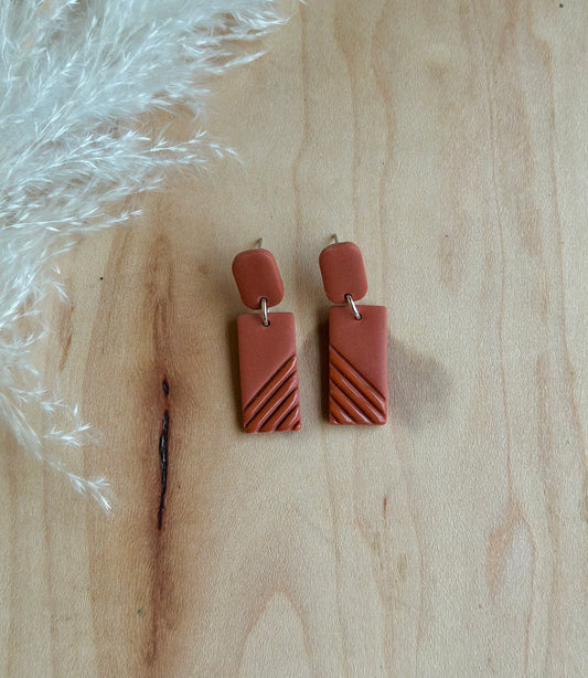 Diagonal Accent Dangles