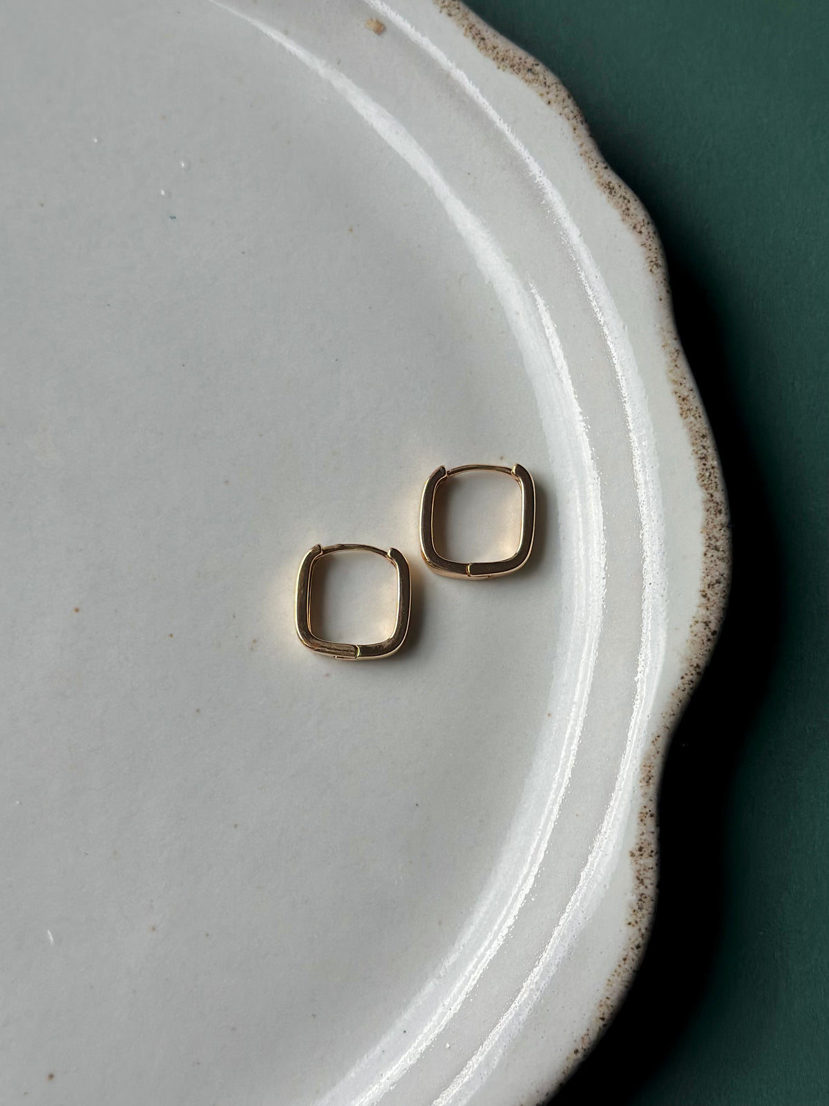 Gold square 15mm Hoop
