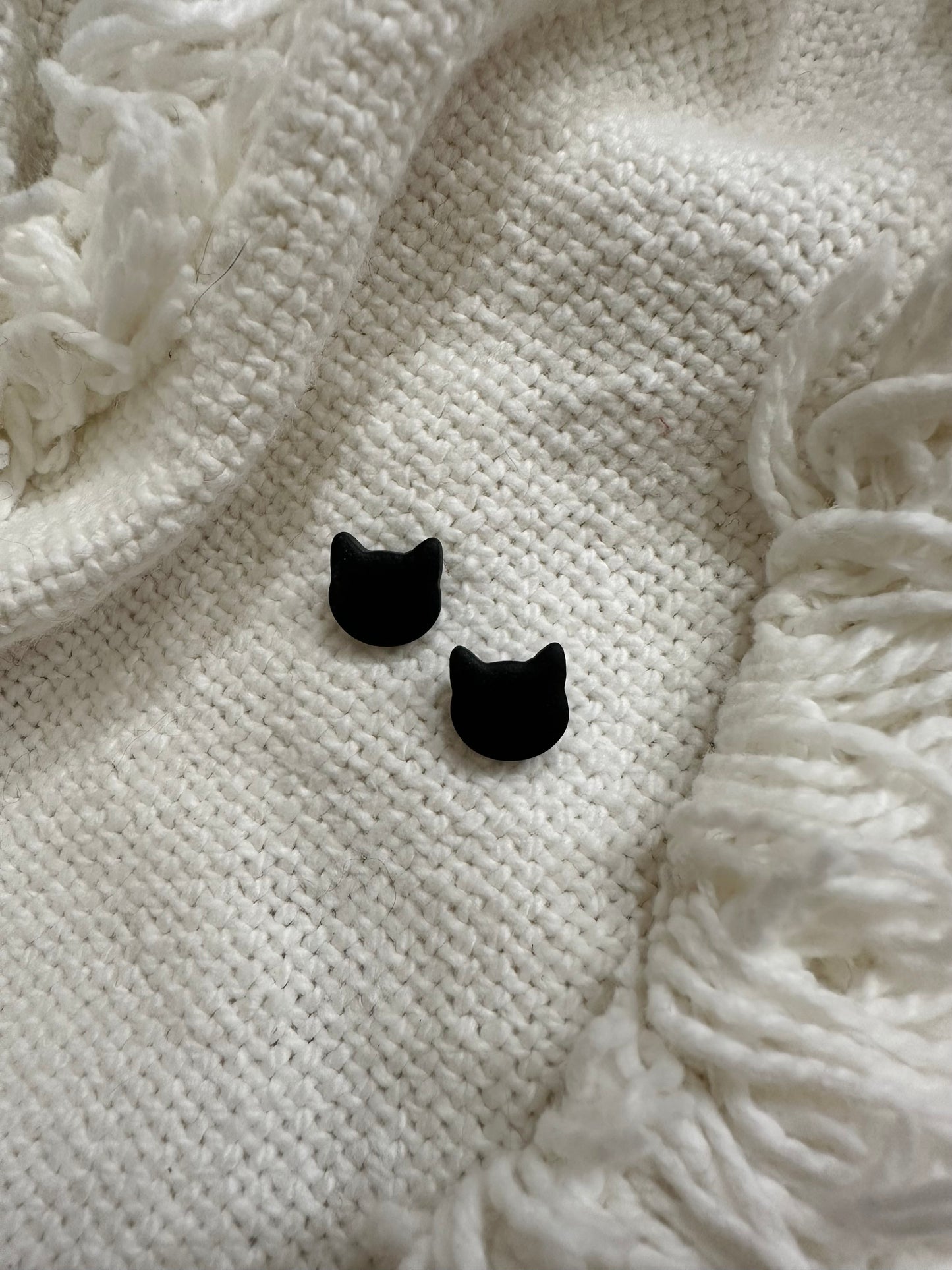 Cat Head Studs