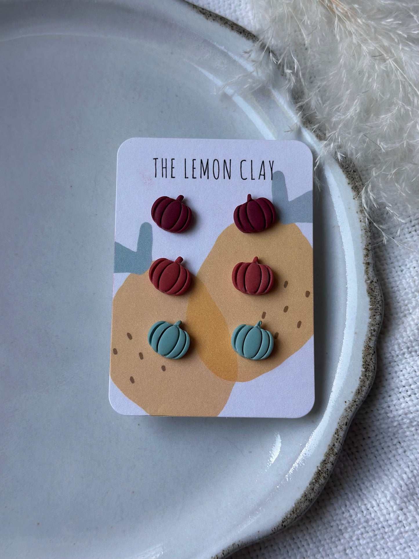 Multipack Pumpkin Studs