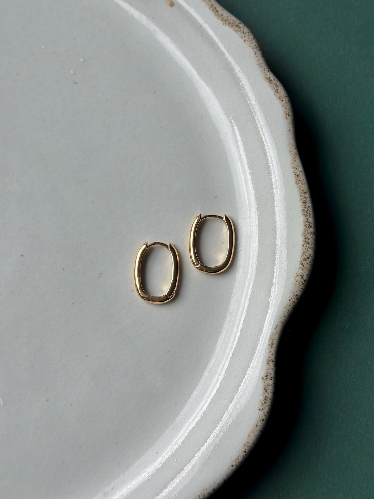 Gold 18mm Hoop