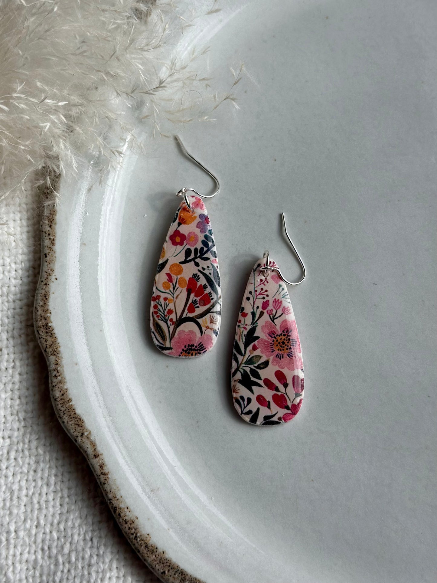 Floral Print Teardrop Dangle Earrings