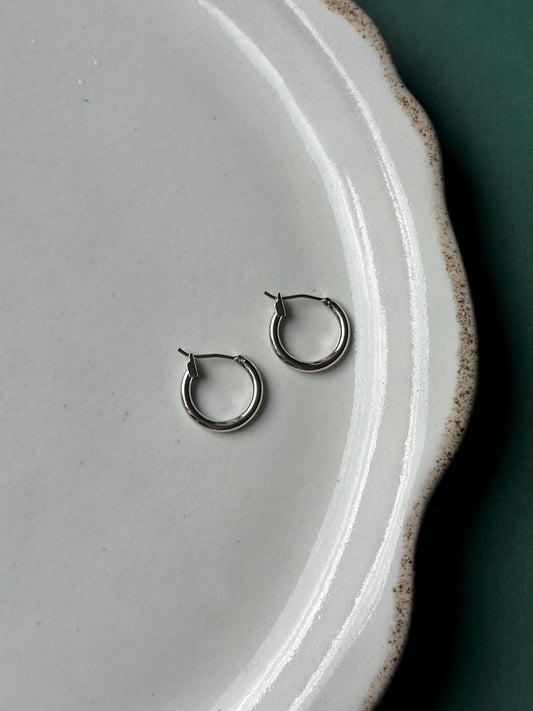 Silver 16mm Huggie Hoop